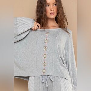 POL Gray with Pink Floral Embroidery Relaxed Balloon SleeveTop